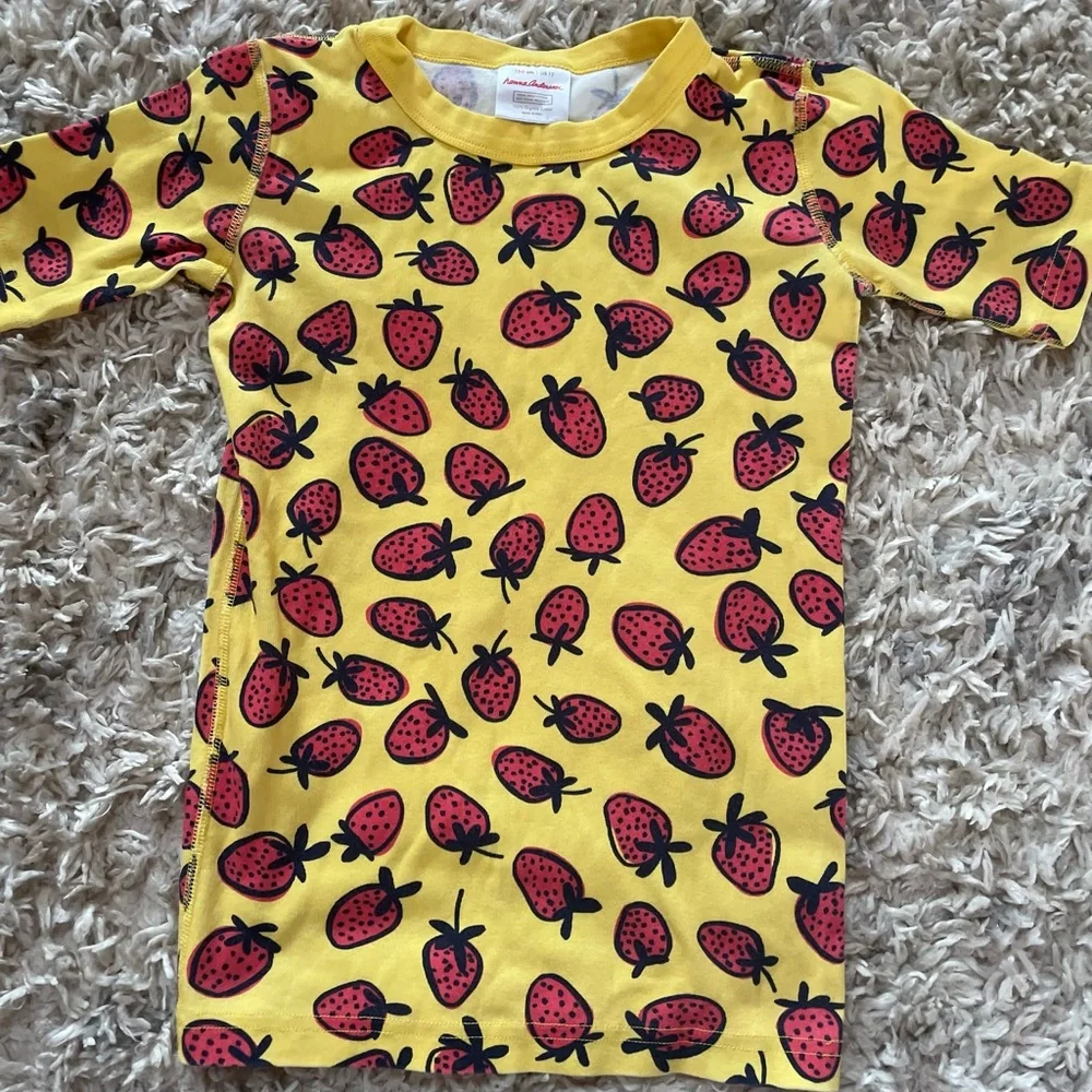 Hanna Andersson Pajama Top Strawberries Sz 12 - Picture 2 of 7